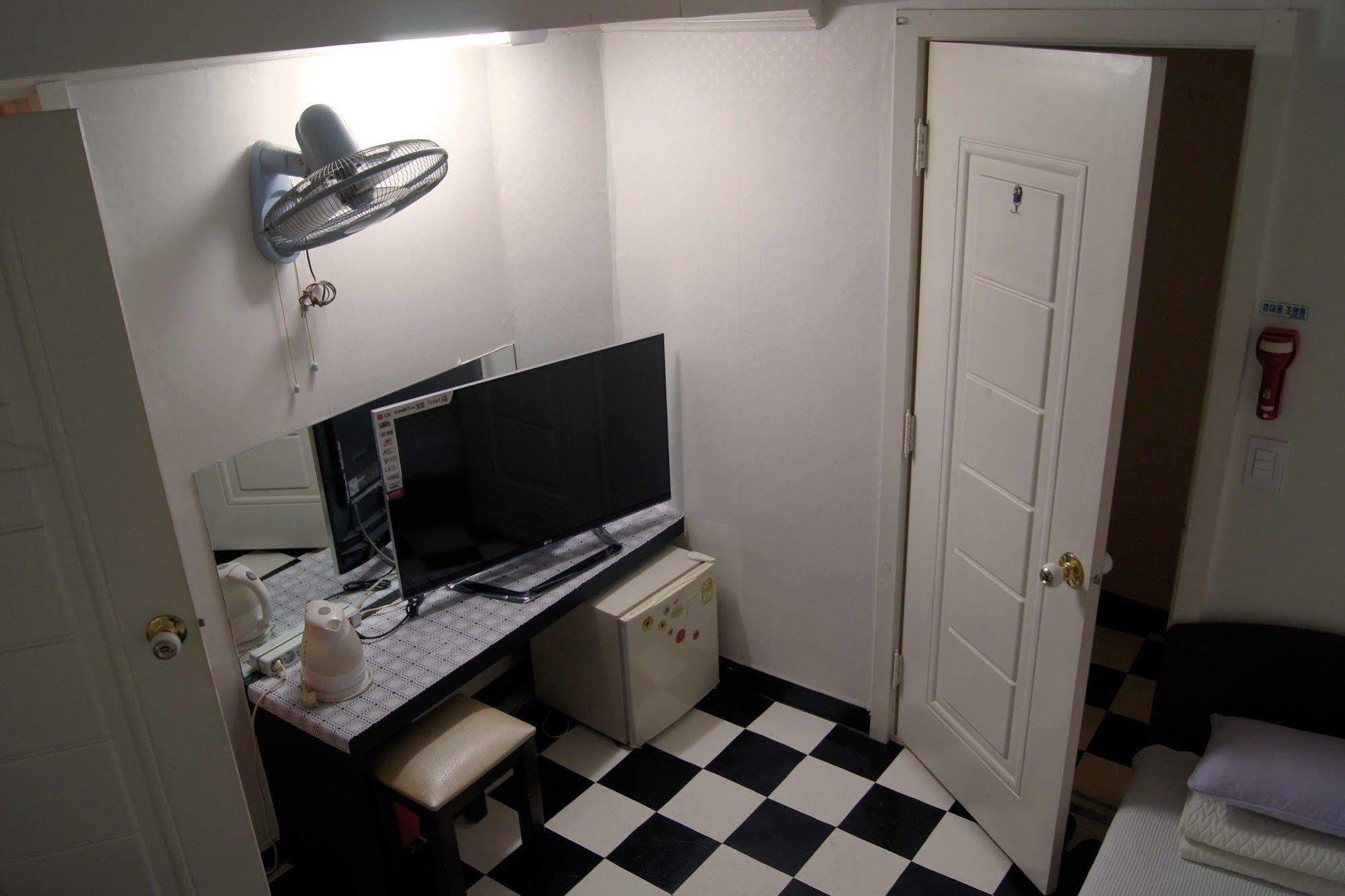 Hotel Mi House à Séoul Extérieur photo